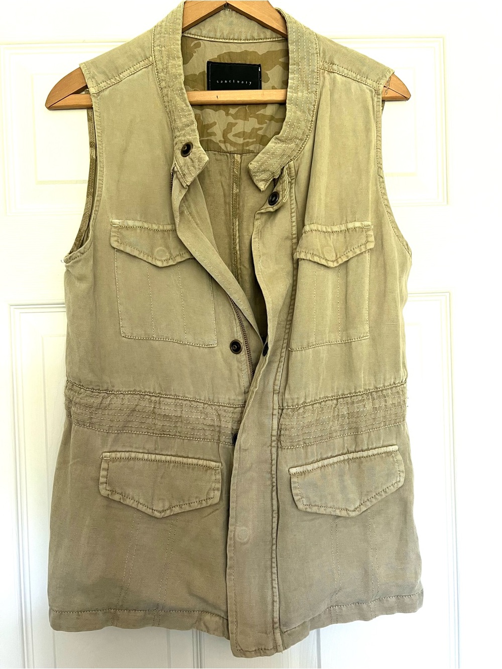 Sanctuary Light Olive Utility Vest with Front Pockets - M